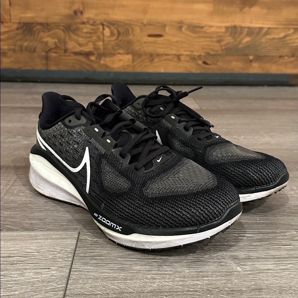 Nike ZoomX Black and Gray Sneakers